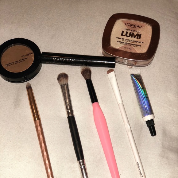 💋makeup bundle💋 - Picture 1 of 1